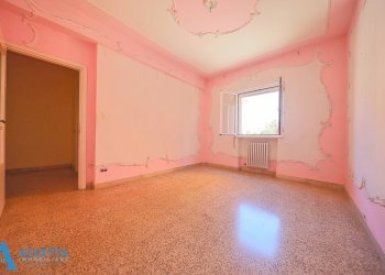 Camera da letto) - Quadrilocale Via Ancona 315, Taranto - foto 15