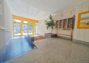 Zone comuni.jpg - Trilocale Via Gobetti 8, Taranto - foto 2