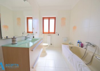 Bagno.jpg - Trilocale Via Gobetti 8, Taranto - foto 18