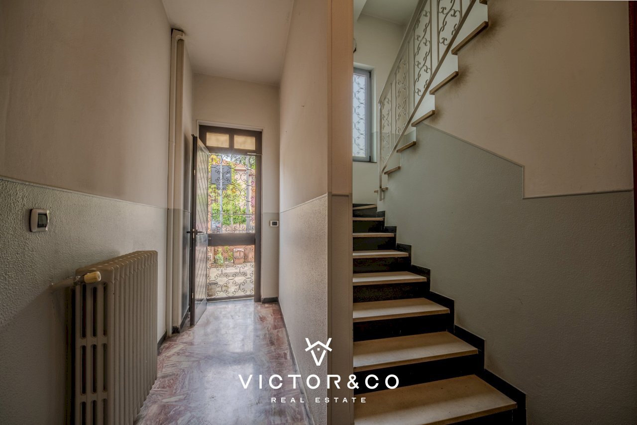 Soluzione indipendente in vendita, Oleggio centro - Villa Via Valle 70, Oleggio - photo 2