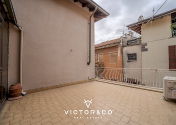 Soluzione indipendente in vendita, Oleggio centro - Villa Via Valle 70, Oleggio - photo 13