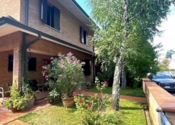 giardino esempio - Two-room apartment Via Don Giovanni Minzoni 8, Carpi - photo 1