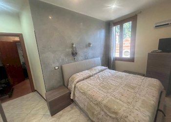 Three-room apartment Olivetta San Michele - photo 4