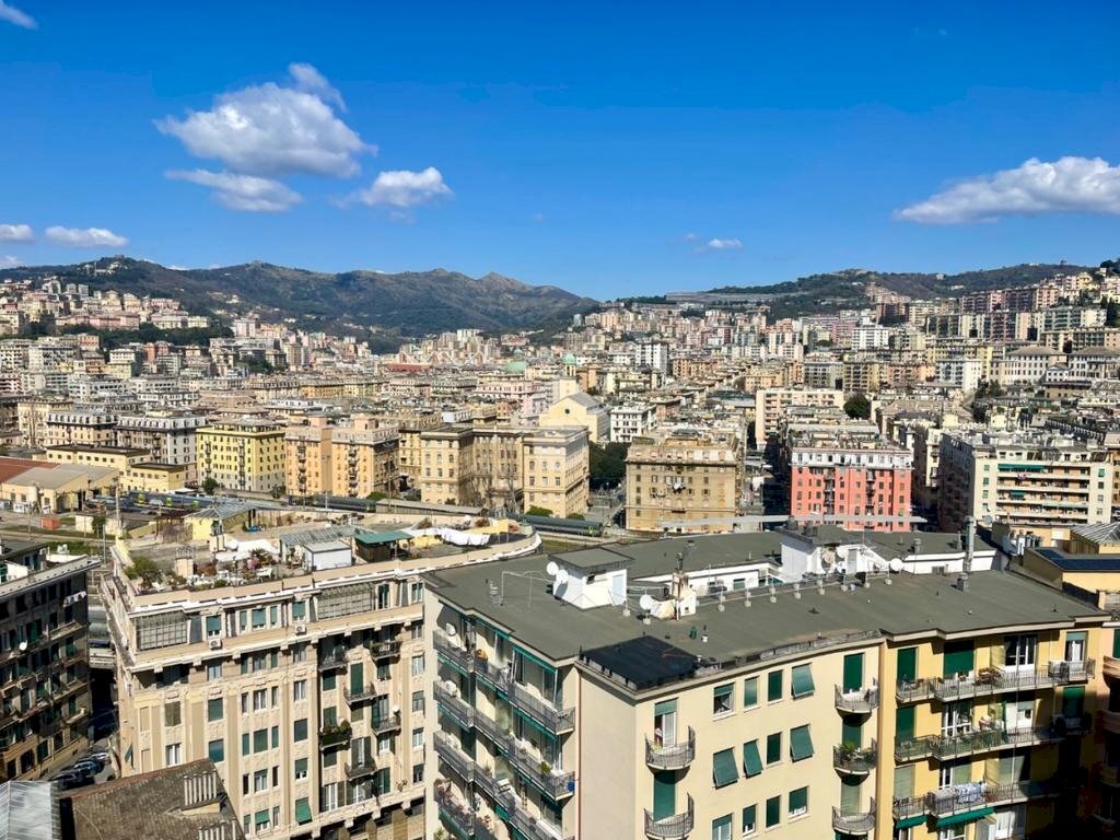 Quadrilocale Via Giuseppe Fasce, Genova (zona Albaro) - foto 1