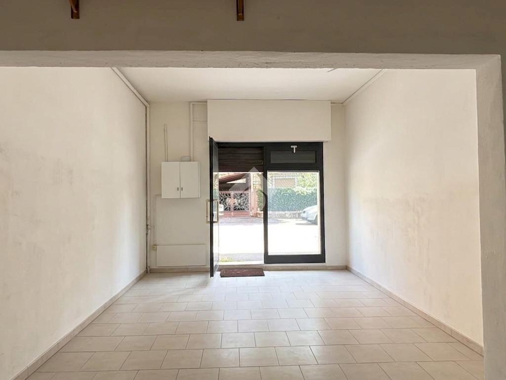 Negozio Via Giovanni Bulgarelli, Ferrara - foto 3