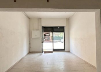 Negozio Via Giovanni Bulgarelli, Ferrara - foto 3