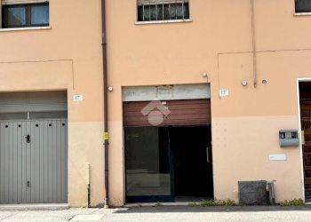 Negozio Via Giovanni Bulgarelli, Ferrara - foto 6