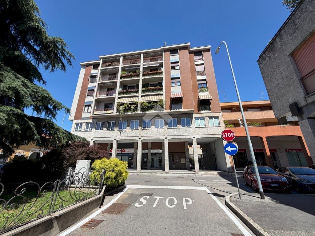 Trilocale Piazza Vittorio Veneto, Magenta - foto 1