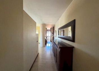 Three-room apartment Piazza Vittorio Veneto, Magenta - photo 4