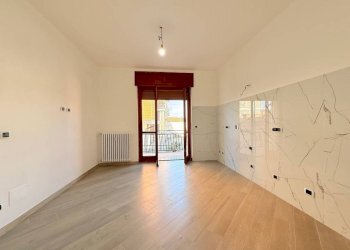 Salone - Trilocale via Alessandro Volta, 15, Carmagnola - foto 31