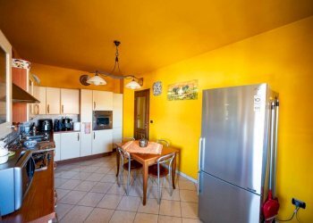 Cucina - Attico via Giovan Battista Quadrone, 10, Mondovì - foto 11