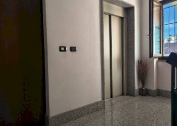 Ascensori - Attico via Giovan Battista Quadrone, 10, Mondovì - foto 25