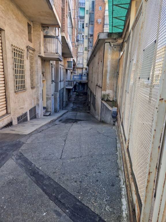 Zona - Shop via Vandalino, 82/32, Torino (neighborhood Pozzo Strada) - photo 3