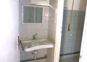 Bagno - Negozio via Varese, Anzio - foto 19