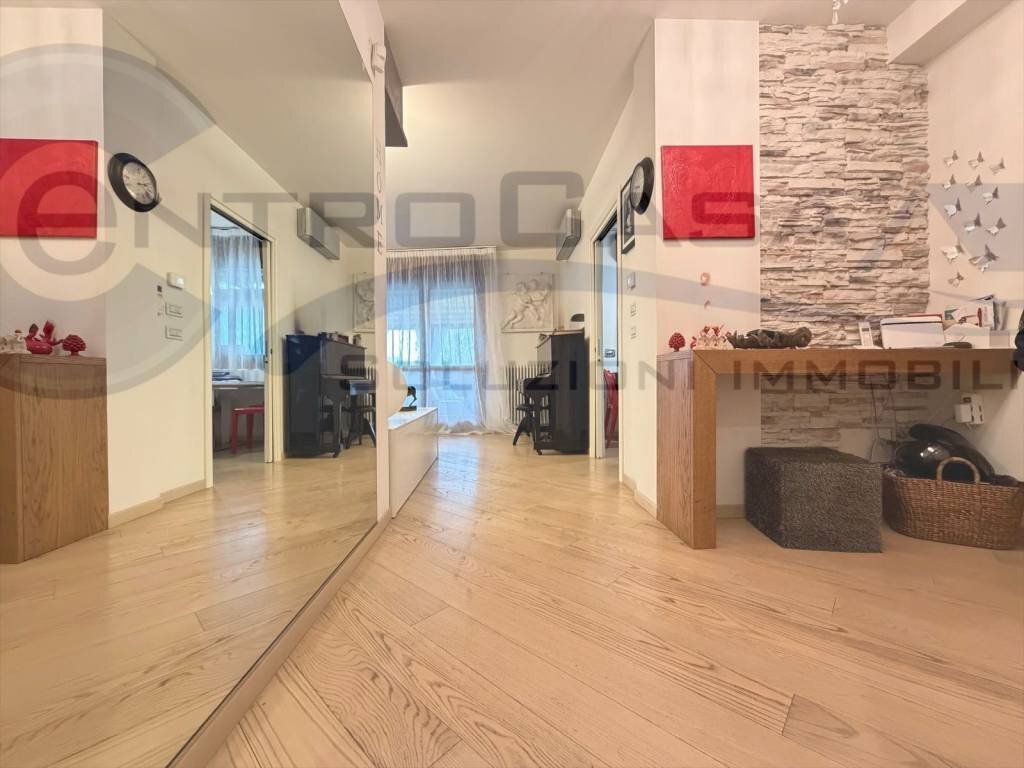 Salone - Quadrilocale San Lazzaro di Savena - foto 1