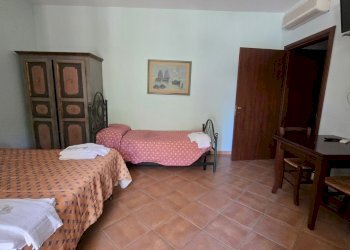camere (2) - Agriturismo Baschi - foto 27