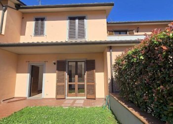 Villa a Schiera Barga - foto 2