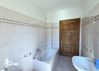 Villa a Schiera Barga - foto 25