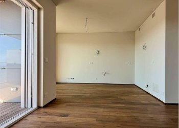 Trilocale Via Dante Livio Bianco, 8, Cuneo (zona Cuneo Nuova) - foto 8