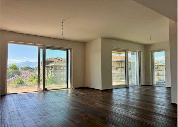 Four-room apartment Via Dante Livio Bianco, 12, Cuneo (neighborhood Cuneo Nuova) - photo 8