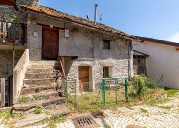 Facciata Ovest  - Semi-detached house Frazione Promiod, 34, Chatillon - photo 3