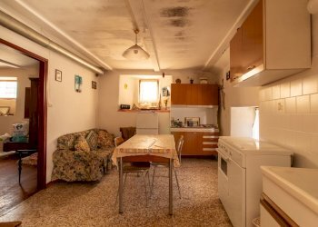 Cucina - Semi-detached house Frazione Promiod, 34, Chatillon - photo 8