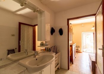 Bagno - Semi-detached house Frazione Promiod, 34, Chatillon - photo 14