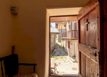 Ingresso - Semi-detached house Frazione Promiod, 34, Chatillon - photo 19