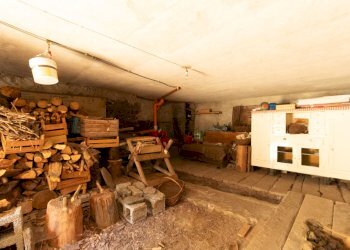 Cantina - Semi-detached house Frazione Promiod, 34, Chatillon - photo 23