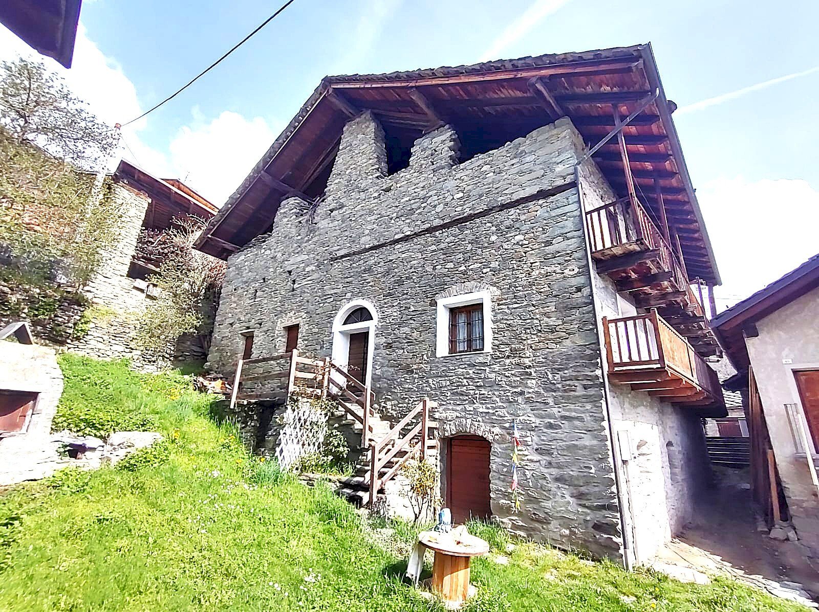 Two-room apartment Frazione Aillan, 47, Doues - photo 1