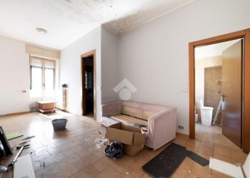 Two-room apartment Via Italia, Paderno Dugnano - photo 15