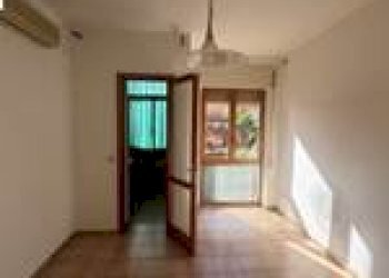 Three-room apartment Guspini - photo 6