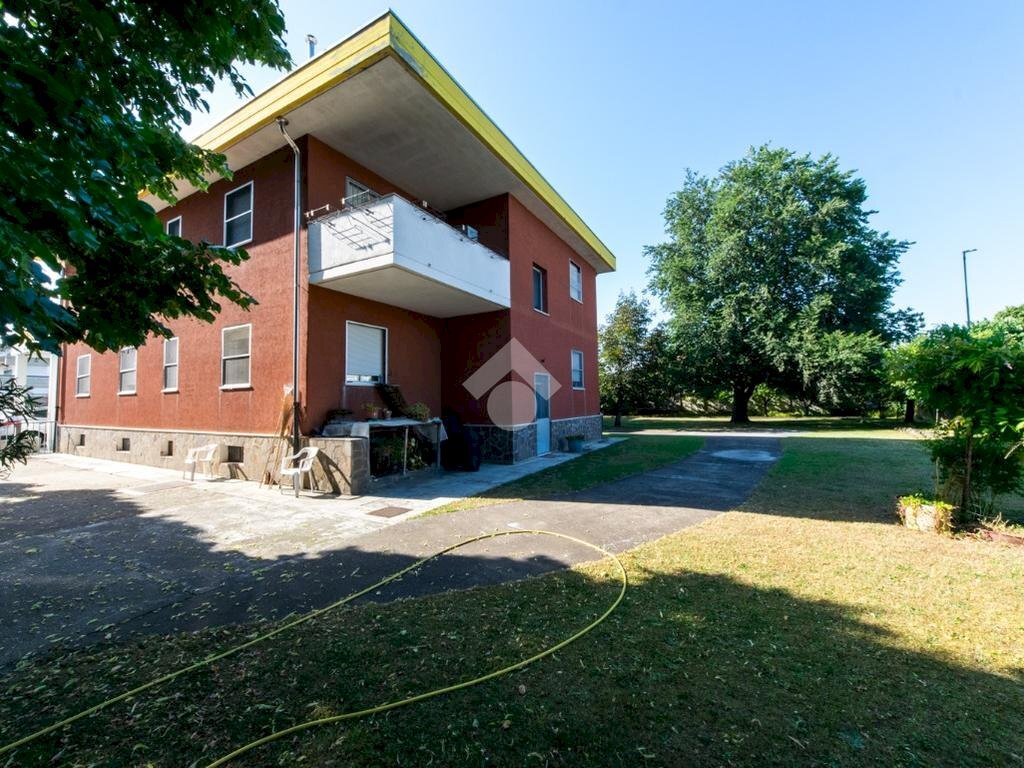 Independent house Via achille grandi, Casale Monferrato - photo 2