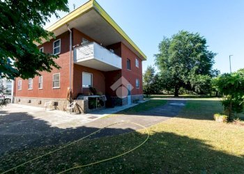 Independent house Via achille grandi, Casale Monferrato - photo 2