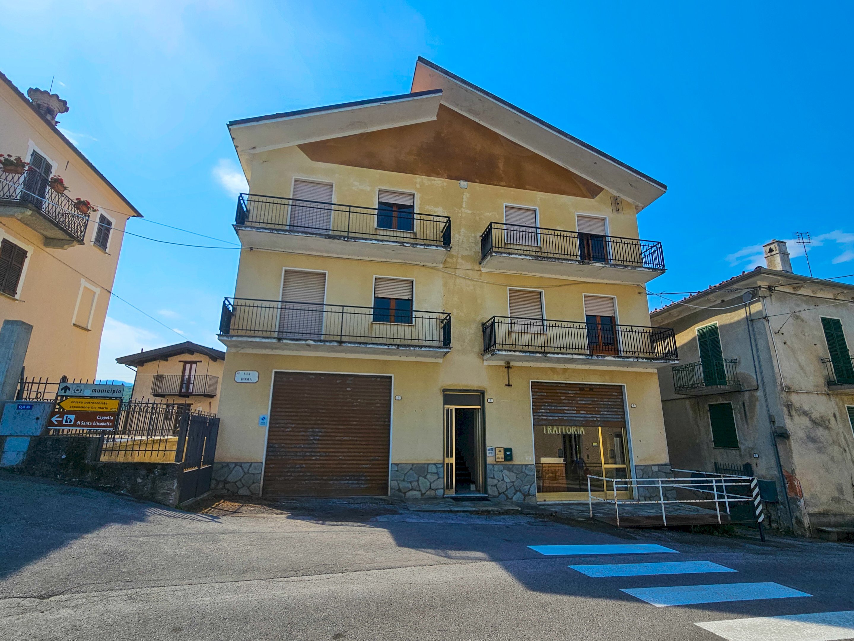 Stable - Palace Via Roma, 3, Montaldo di Mondovì - photo 1