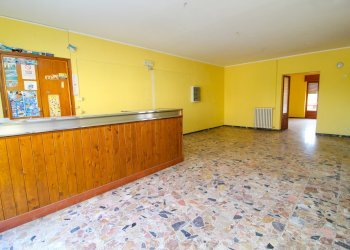 Stable - Palace Via Roma, 3, Montaldo di Mondovì - photo 9