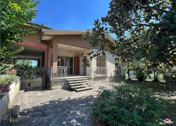 Villa Via Molinetto, 17, Argenta - photo 1