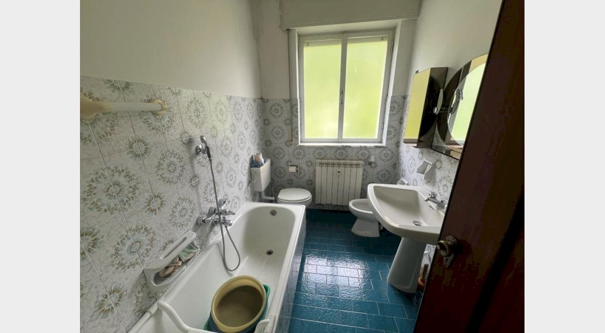 Two-room apartment Genova - photo 2