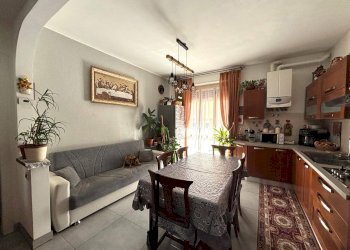 Foto 2 - Three-room apartment Via Binaghi, Malnate - photo 2