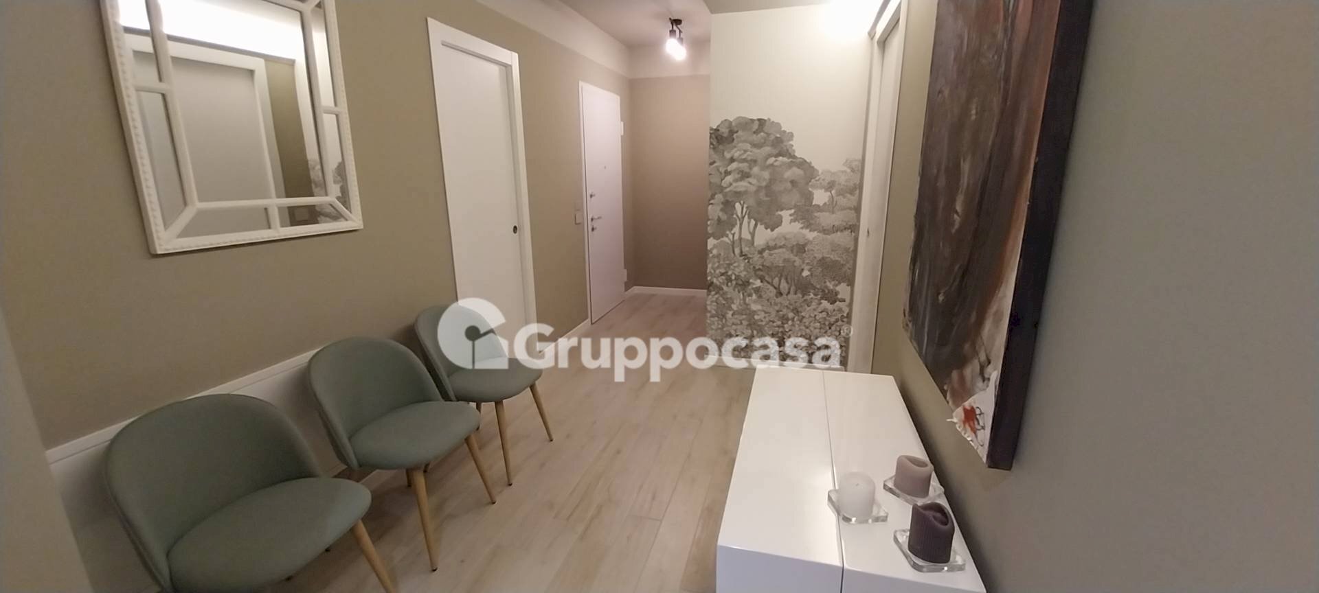 Foto 2 - Ufficio Via S. Girolamo Emiliani
 
21, Magenta - foto 2