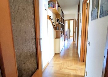 Foto 11 - Four-room apartment via Roncaglio, Civate - photo 11