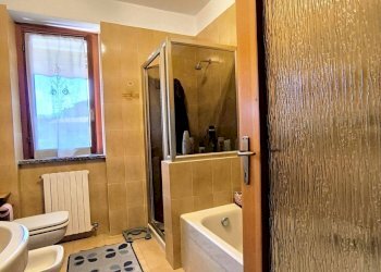 Foto 18 - Four-room apartment via Roncaglio, Civate - photo 18