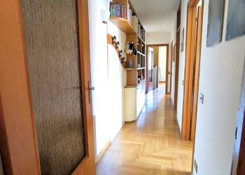 Foto 11 - Four-room apartment via Roncaglio, Civate - photo 11