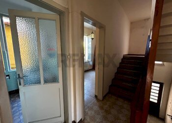 Scale - Semi-detached house VIA ROMA
 
60, Cuasso al Monte - photo 25