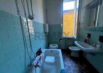 Bagno - Semi-detached house VIA ROMA
 
60, Cuasso al Monte - photo 26