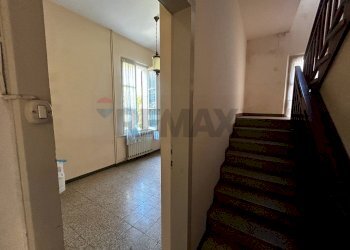 Scale - Semi-detached house VIA ROMA
 
60, Cuasso al Monte - photo 28
