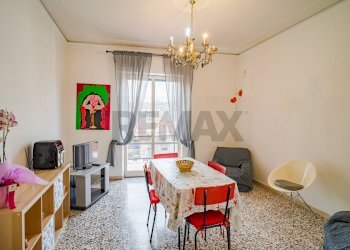 Sala da pranzo - Trilocale Via Maria Gianni
 
30, Catania - foto 1