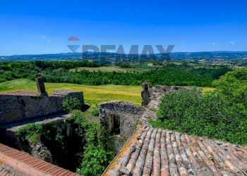Vista delle montagne - Castle VOCABOLO CASTELLO DI FICARETO
 
2, Todi - photo 2