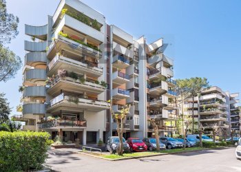 Edificio all\'aperto - Quadrilocale Via Riccardo Forster
88, Roma - foto 50