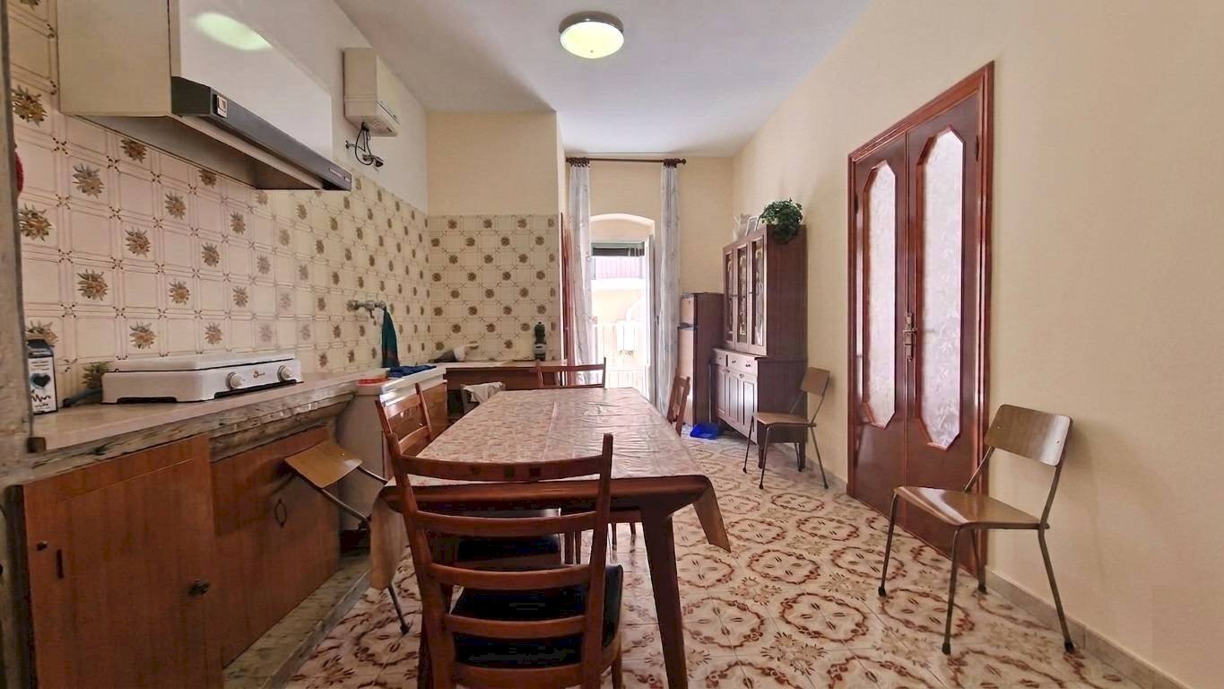 Foto 3 - Stabile - Palazzo Via CARSO
3, San Nicandro Garganico - foto 3